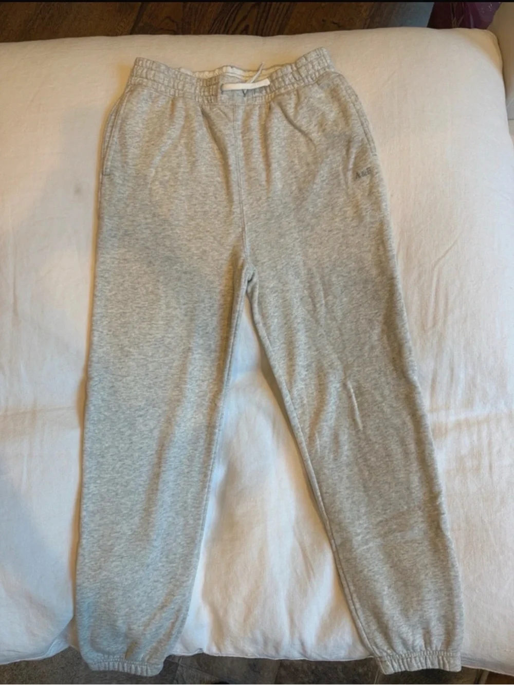 abercrombie kids Heather Gray Jogger Sweatpants